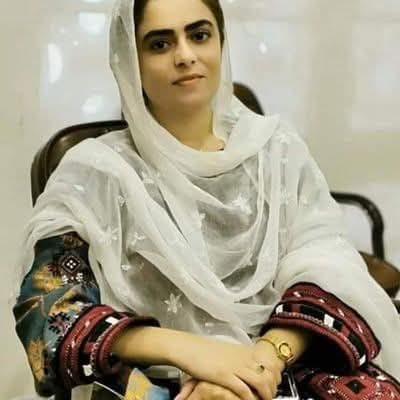 عائشہ زہری ڈپٹی کمشنر قلات تعینات